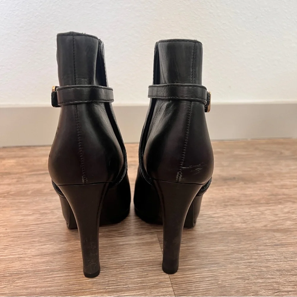 Tory Burch High Heel Ankle Boots. Size 6.5 US